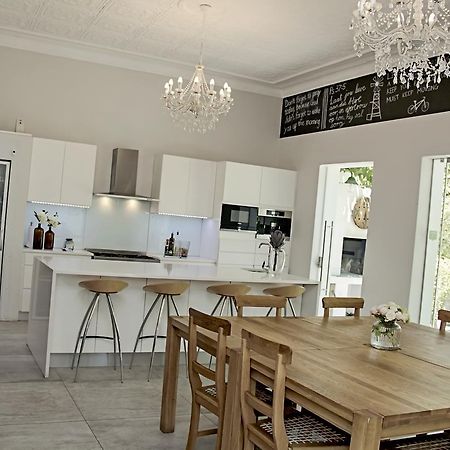 Cape Karoo Guesthouse Beaufort West Bagian luar foto