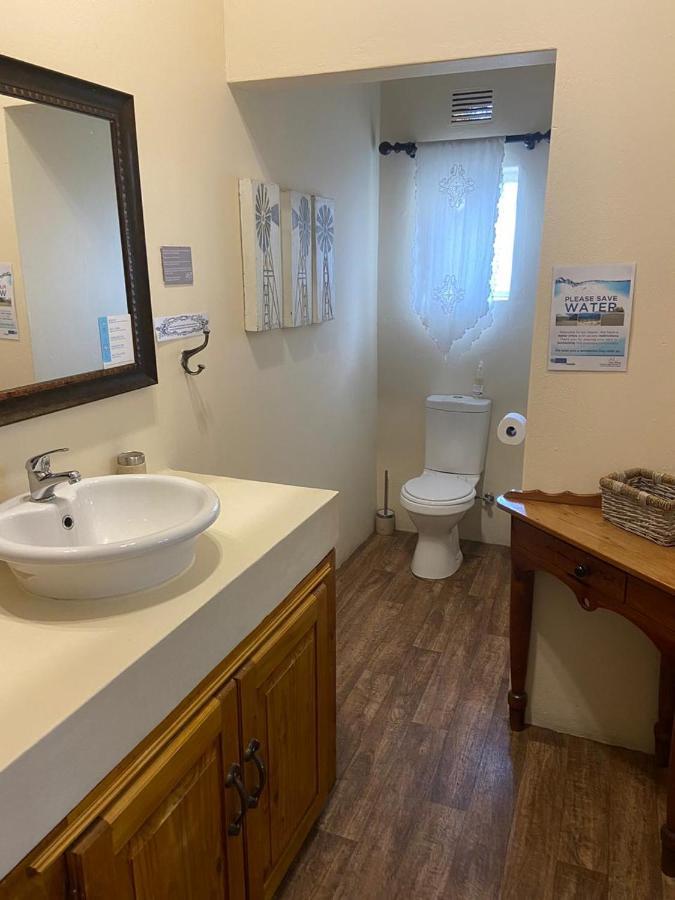 Cape Karoo Guesthouse Beaufort West Bagian luar foto