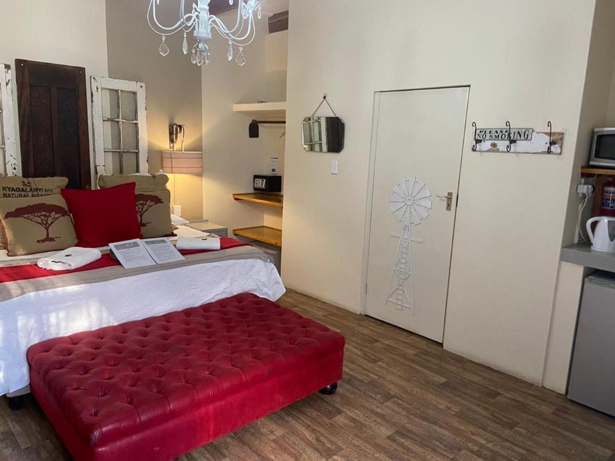 Cape Karoo Guesthouse Beaufort West Bagian luar foto