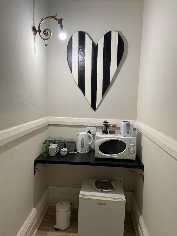 Cape Karoo Guesthouse Beaufort West Bagian luar foto