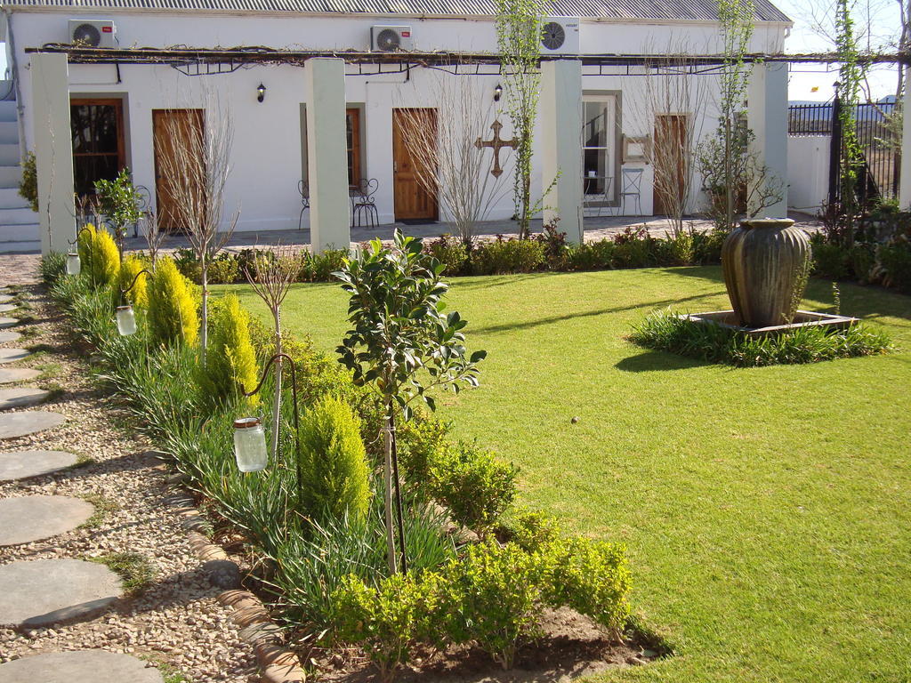 Cape Karoo Guesthouse Beaufort West Bagian luar foto
