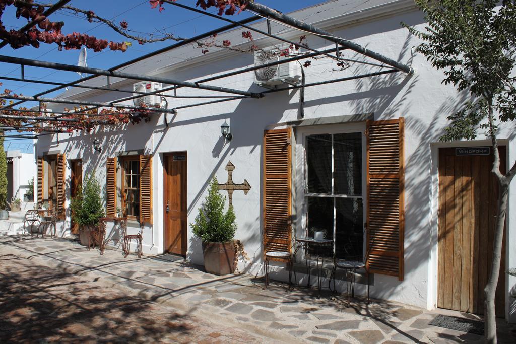 Cape Karoo Guesthouse Beaufort West Bagian luar foto
