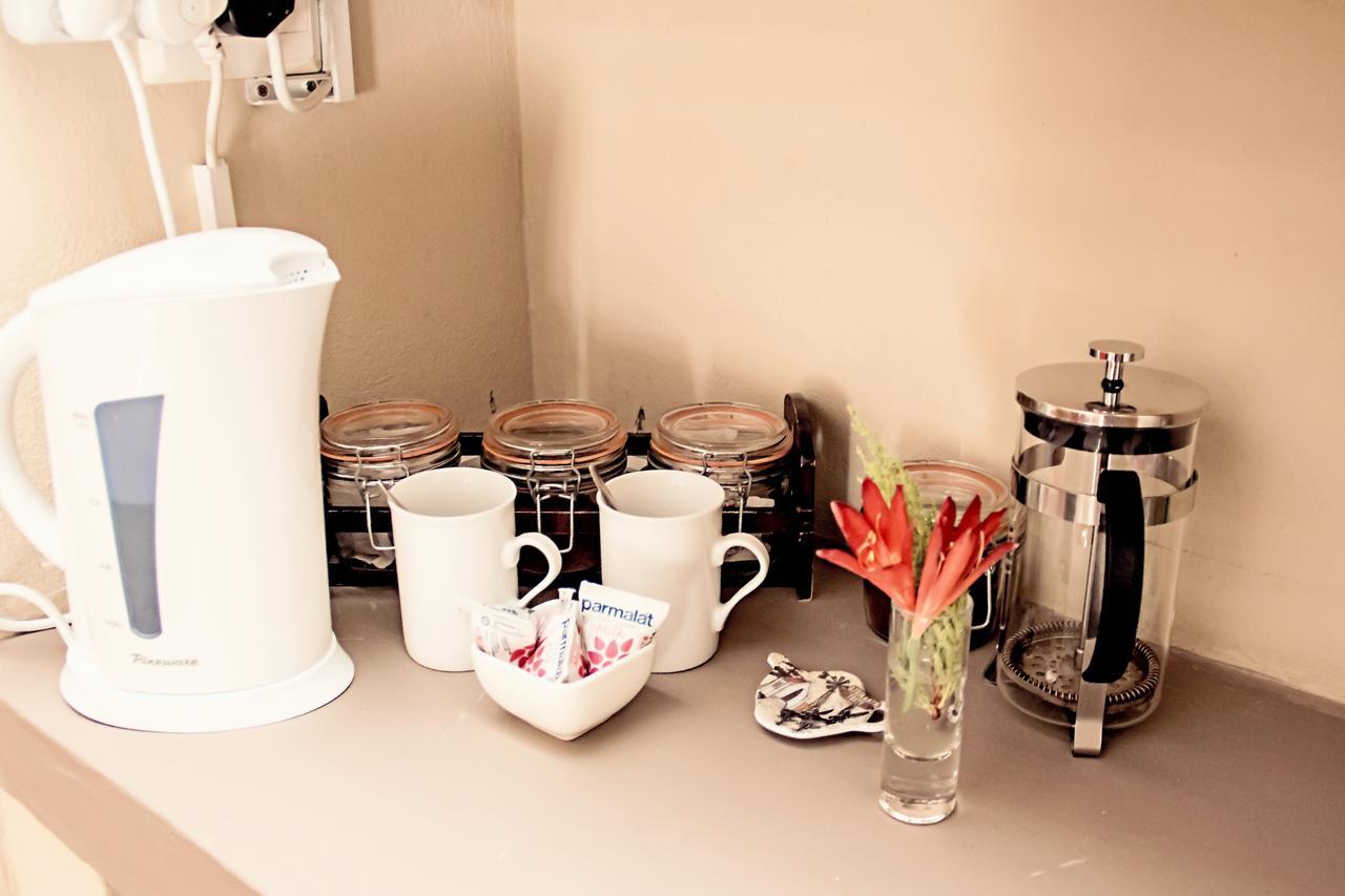 Cape Karoo Guesthouse Beaufort West Bagian luar foto