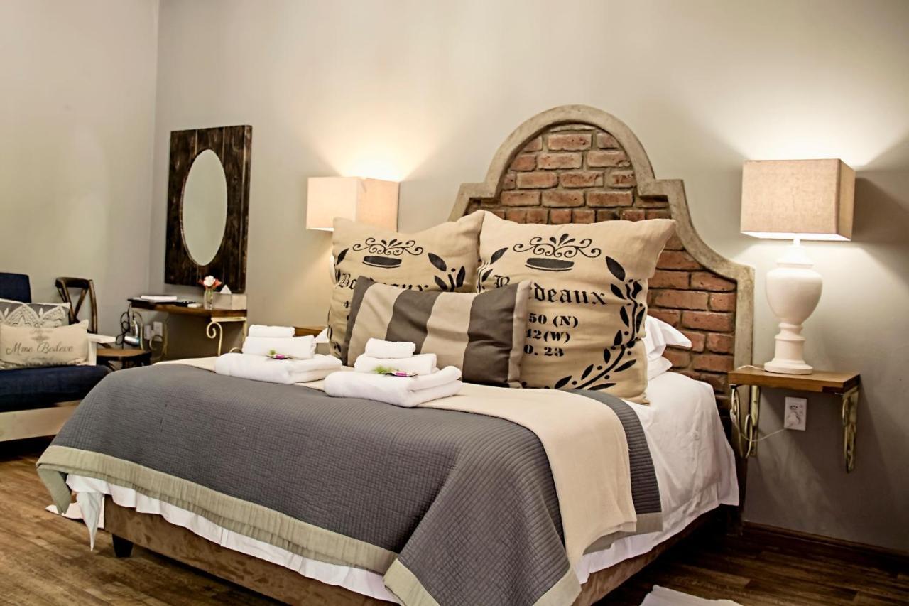 Cape Karoo Guesthouse Beaufort West Bagian luar foto